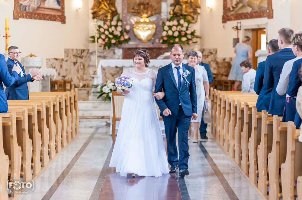 Forografia ślubna w kościele